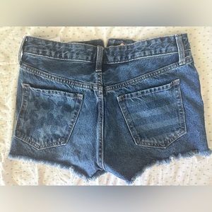 American flag print Old Navy OG high rise jean shorts, Size 4.